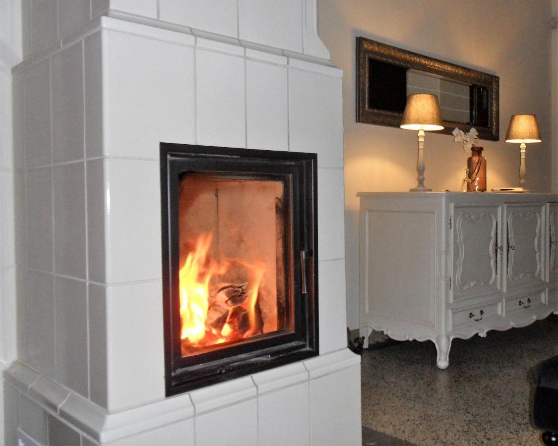 Herrenhaus Kunzwerda Bei Torgau - Aparthotel, Boardinghouse, Wohnen Auf Zeit Eksteriør billede